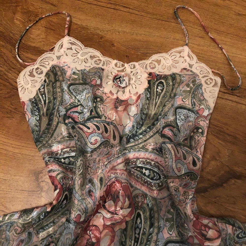 Sold - Picture 2 of 4